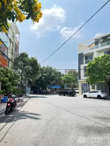 Nhà mặt tiền đường nội bộ 204 Cao Lỗ P4 -Q8, Giá : 10.8 Tỷ (TL)