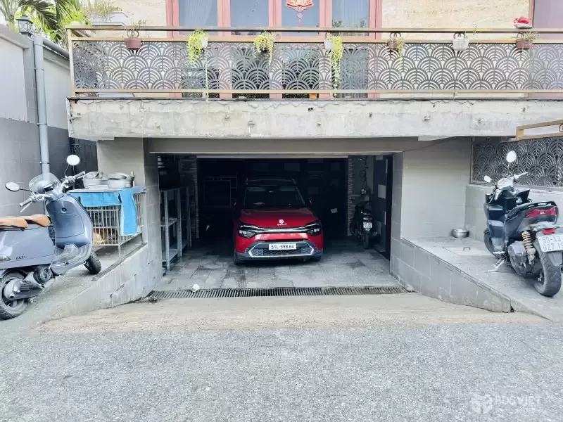 Bán Biệt Thự Triệu Đô Linh Đông Thủ Đức - 450m² - Ngang 18m - 5 Tầng Có Thang Máy - Giá 33 Tỷ