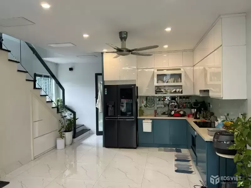 BÁN NHÀ MẶT ĐƯỜNG CỰ KHỐI HOA ĐỘNG – LONG BIÊN – VỊ TRÍ ĐẮC ĐỊA .