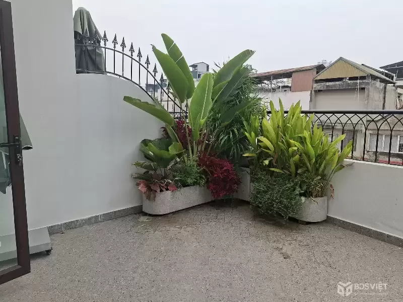 BÁN NHÀ TRẦN DUY HƯNG – Ô TÔ QUA CỬA – THANG MÁY ???????? Gần KS Chamvit – vị trí đẹp, trung tâm, kinh doanh tốt -ở sướng.