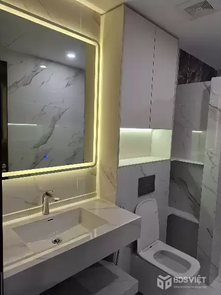 BÁN NHÀ TRẦN DUY HƯNG – Ô TÔ QUA CỬA – THANG MÁY ???????? Gần KS Chamvit – vị trí đẹp, trung tâm, kinh doanh tốt -ở sướng.