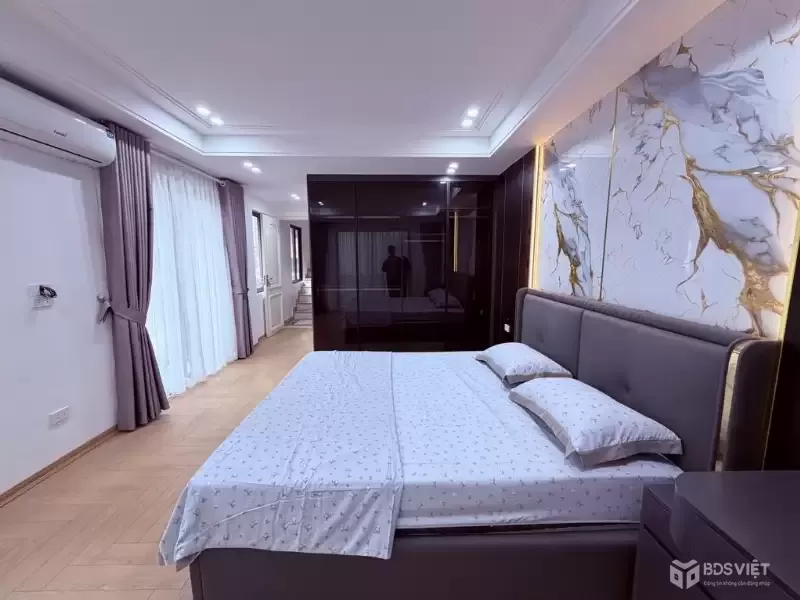 [BÁN NHÀ SÀI ĐỒNG] SIÊU PHẨM HOA HẬU 7 TẦNG THANG MÁY - LÔ GÓC – GẦN VINHOMES [ 0372311369]