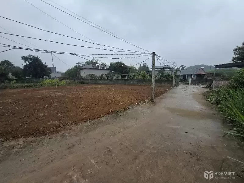CHỈ HƠN 300 TRIỆU – SỞ HỮU ĐẤT SỔ HỒNG NGAY TRUNG TÂM THỊ TRẤN BA HÀNG ĐỒI