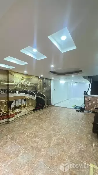 BÁN NHÀ HOÀNG NGÂN, DT60M 5 TẦNG, PHÂN LÔ OTO TRÁNH, Ở, KINH DOANH, VP, 29.X TỶ