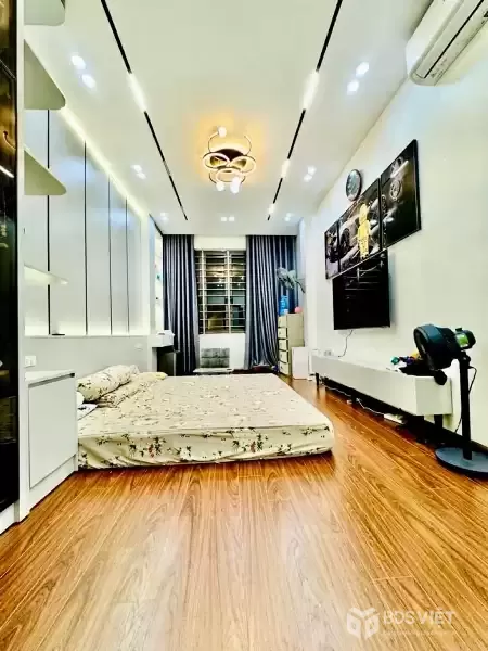 kim mã DT 25m x4 tầng 7,9 tỷ full nội thất 50m ra mặt phố,ngõ thông