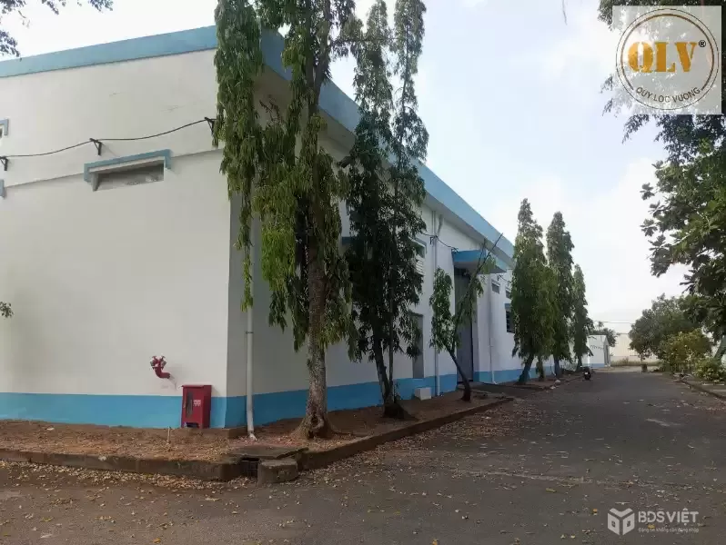 Cho thuê nhà xưởng KCN Long Giang, Tiền Giang 7.400m²