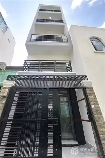 Nhà HXH Đường Cách Mạng Tháng Tám Phường 13 Quận 10 (P. Hoà Hưng mới).