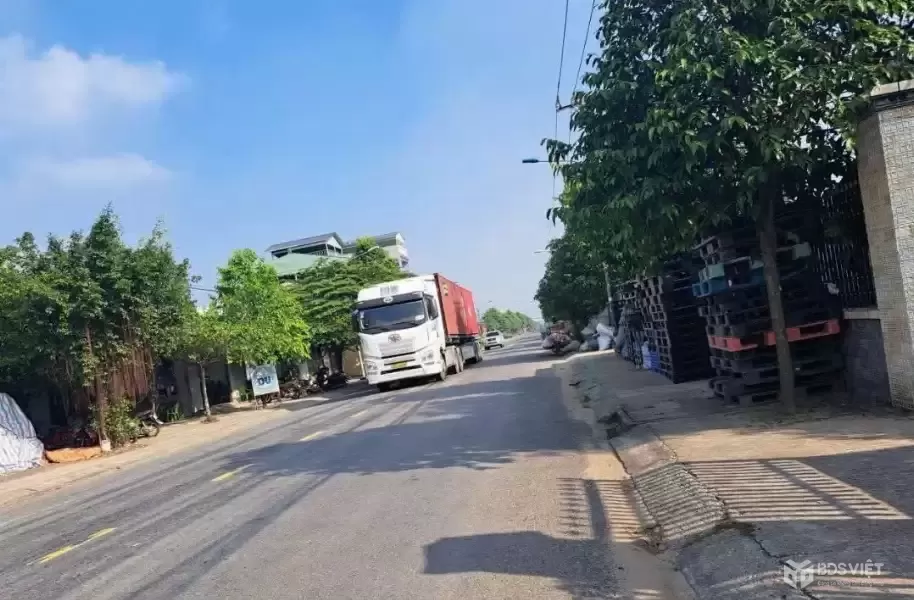 Bán đất lúa mặt tiền tỉnh lộ 833B xã Long Hiệp , Bến Lức dt 4530m2 giá 18 tỷ