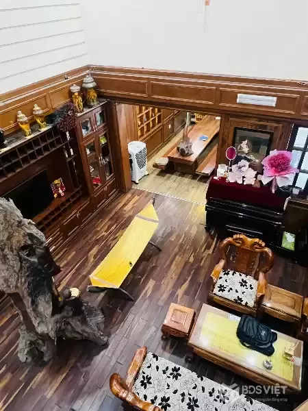 ♥ MT Lê Đại Hành 150m2, ngang 7m, 2.5 tầng, Nội Thất Gỗ xịn sò, chính chủ xây ở cực chất 15.x tỷ