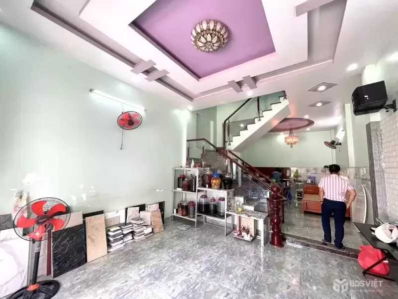 Bán nhà 3 tầng Ngô Chí Quốc Bình Chiểu Thủ Đức - 52 m² - Tặng full nội thất - 4.6 Tỷ