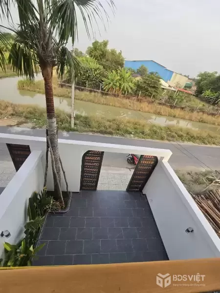 Bán 2 nhà mới xây Phước Vân dt 115m2 , 1 lầu,4pn,3wc hướng Đông Bắc giá 2,75 tỷ / căn