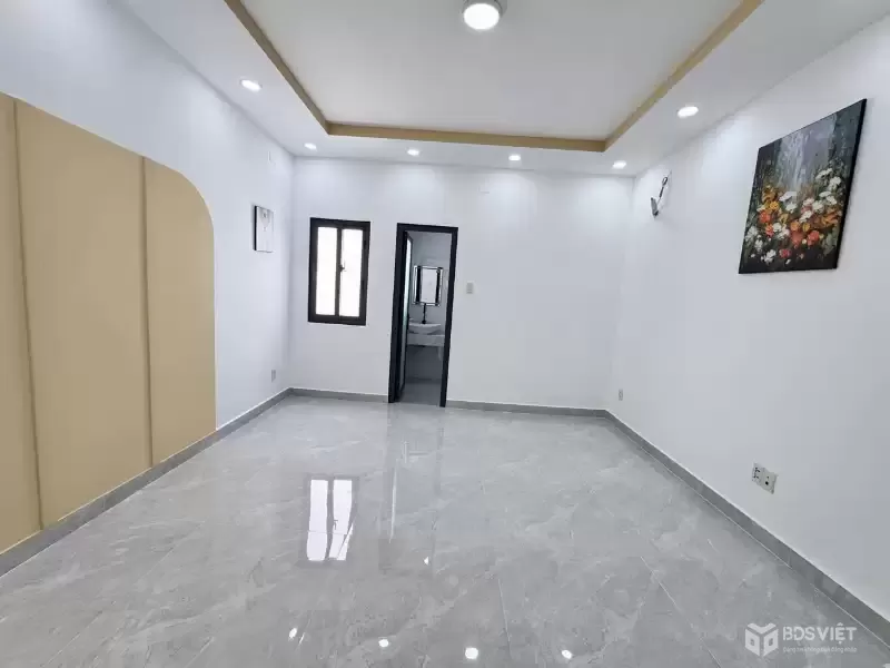 Bán nhà mới xây 832/....Chiến Lược, Bình Trị Đông dt 72m2 ,2 lầu, 5pn,4wc giá 6,85 tỷ