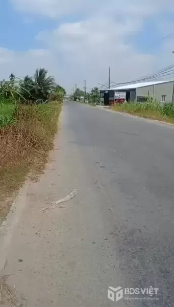 Bán đất mặt tiền đường Tân Hội , Đức Lập Thượng dt 1000m2 ( 300m2 thổ) giá 8,5 tỷ