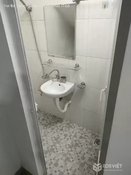 Bán gấp giá rẻ tập thể Ngọc Hồi sổ 17m/47m, tầng 3, 1.95 tỷ Hoàng Mai.