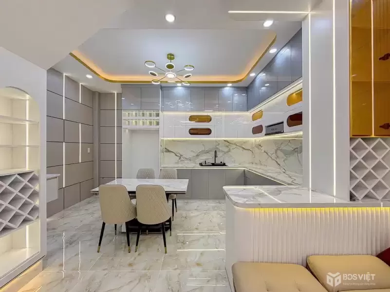 Bán nhà 3 tầng 5x12 gần Phú Mỹ Hưng, full nội thất 10 tỷ 6