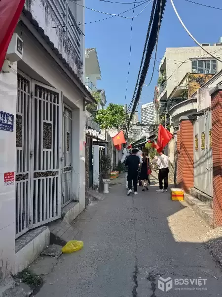Bán nhà phường Tân Phú, Quận 7,4x14 4 tỷ 2