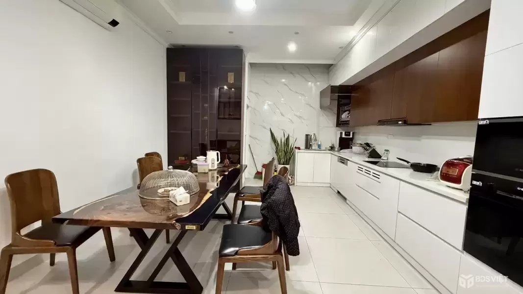 Bán nhà liền kề Khu đô thị Làng Việt Kiều Châu Âu  mặt phố kinh doanh vỉa hè rộng, ô tô tránh hồ Mỗ Lao nhỉnh 25 tỷ