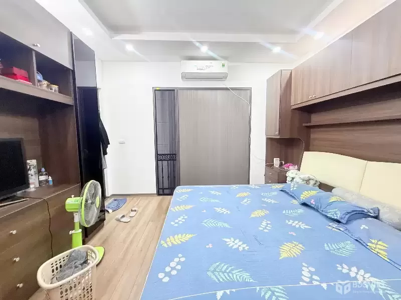 Bán Nhà Phan Kế Bính 33m2.  5 tầng. mặt tiền 5.5m. Giá 10.5 tỷ Ba Đình Hà Nội