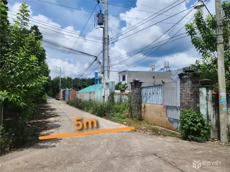 Khách ngộp Ngân hàng gửi bán đất 2 MT, hẻm xe hơi, DT 624m2, Giá thỏa thuận