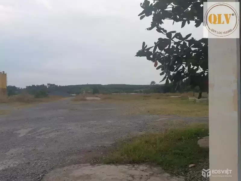 CẦN BÁN NHÀ XƯỞNG – KCN TÂN TẠO, BÌNH TÂN, TP.HCM – 1.900m²