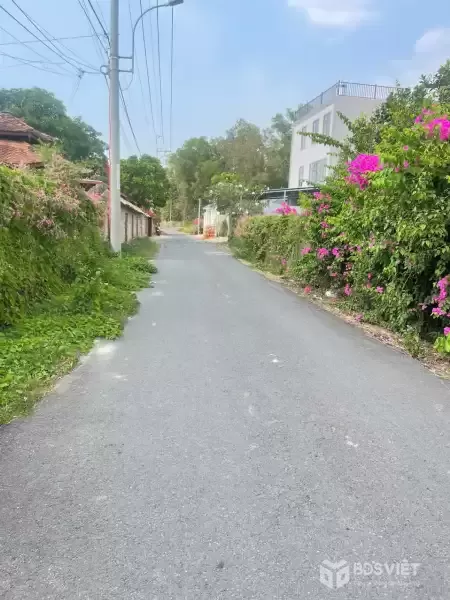 Bán đất mặt tiền đường nhựa xã Tân Phú Trung , dt 500m2 ( 140m2 thổ ) giá 5 tỷ
