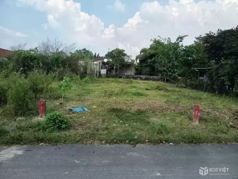 Bán đất thổ cư đường nhựa 1/ Bến Than , xã Hòa Phú dt 115m2 giá 2,5 tỷ