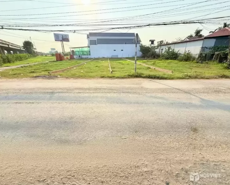 Bán 2 nền thổ cư mt đường Nguyễn Văn Nhâm, xã Thanh Phú dt 150m2 giá 3,5 tỷ / nền