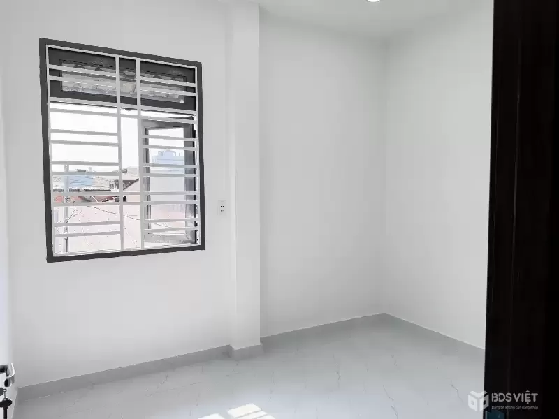 Bán nhà hẻm 8m Liên khu 4-5, Bình Hưng Hòa B góc 2 mt , 1 lầu ,3 pn ,3wc giá 5,6 tỷ