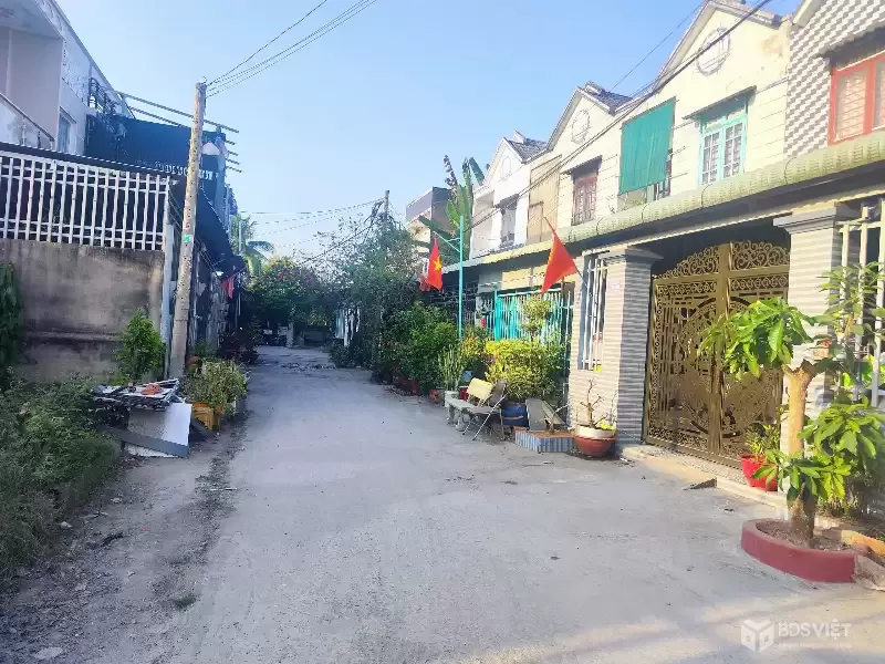 CẦN BÁN 131M2 ĐẤT THỔ CƯ HẺM XE HƠI TỚI ĐẤT