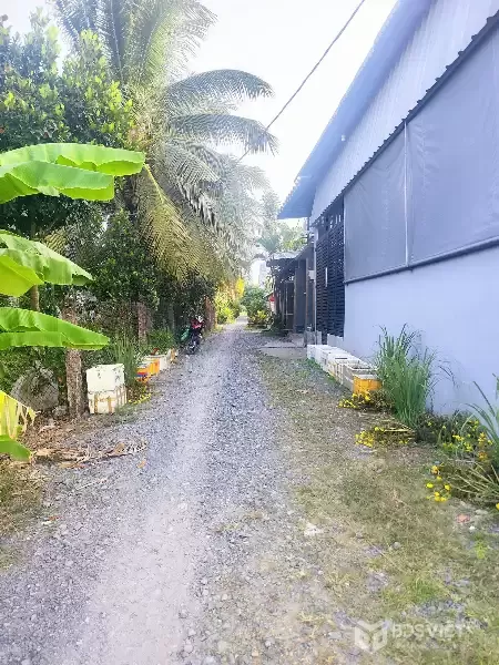 CẦN BÁN 131M2 ĐẤT THỔ CƯ HẺM XE HƠI TỚI ĐẤT