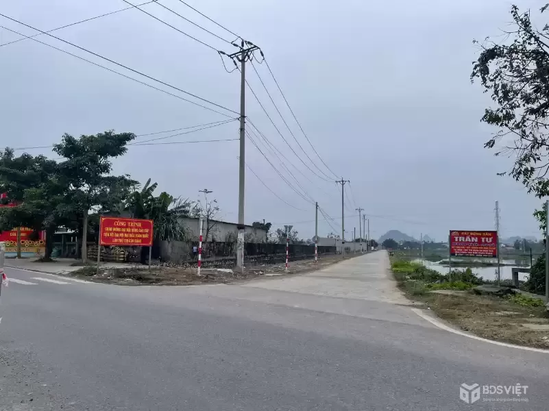 ĐẤT ĐẸP - GIÁ ƯU ĐÃI BÁN NHANH LÔ ĐẤT TIỀM NĂNG Bám mặt tiền 150m đường ĐT477, Trung tâm thị trấn Me