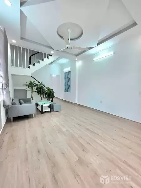 Mặt Tiền Chính Kinh Doanh 4 Tỷ 86 - SHR Gốc 2 Mặt Tiền 4