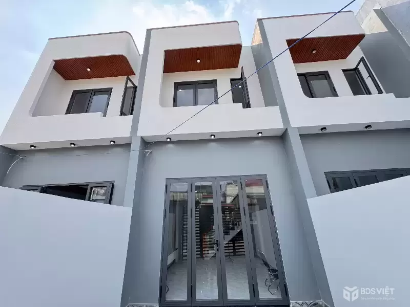 TÂN HÒA, BIÊN HÒA – CHỈ 500TR SỞ HỮU NHÀ PHỐ FULL NỘI THẤT – NGANG 4.2M – BANK HỖ TRỢ 80% – GIÁ ~3 TỶ