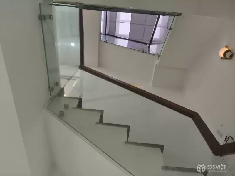 ♥ Hoàng Diệu, 50m2 3 tầng, 3P ngủ có WC,  2 mặt thoáng sáng, sân thượng trước-sau, 3.9x tỷ