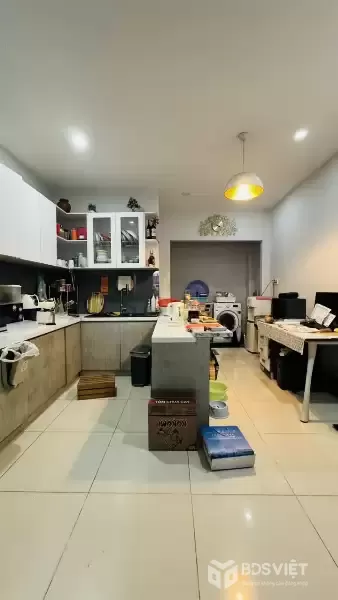 ???? Quận 7 - Hẻm Xe Hơi Sát Nhà - Gần Mặt Tiền - 5 Tầng - Hoàn Công Đủ - 8PN Tiện Làm CHDV - Đang Có Dòng Tiền - 68M - 8.5Tỷ