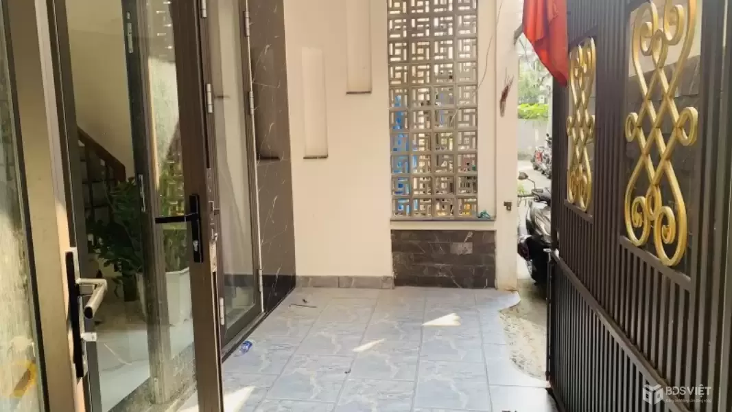 ♥ Nhà Kiệt Điện Biên Phủ, 76m2, ngang 8m,  2 tầng, 3PN, thoáng đẹp, 4.5x tỷ