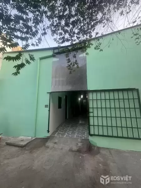 Bán dãy trọ 10 phòng đang cho thu nhập ổn định ở Đức Hòa Hạ, dt 200m2 full thổ giá 2,799 tỷ