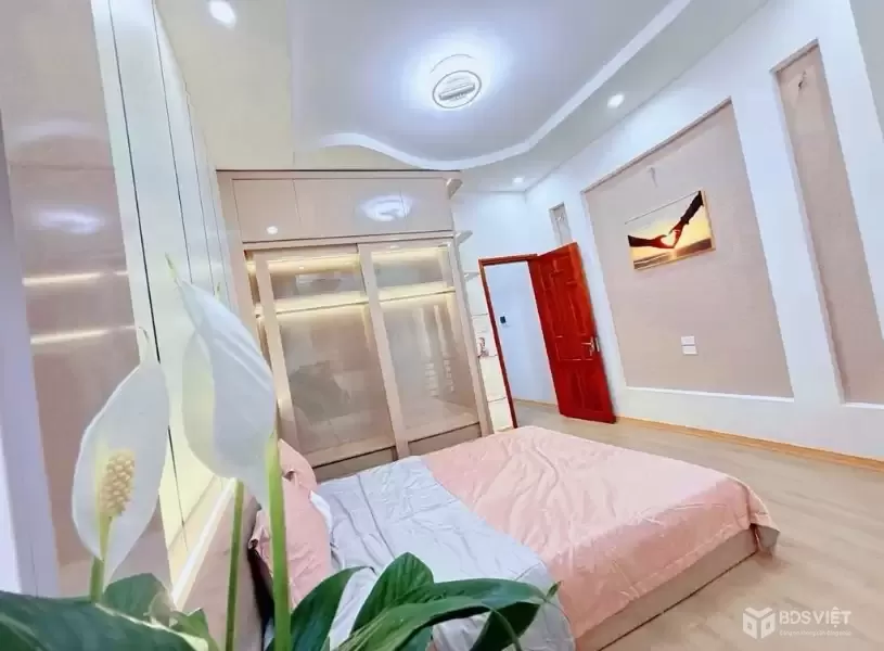 nguyễn khánh toàn 50m x6 tầng 14,860 tỷ nhà đẹp,cách ô tô 20m,kinh doanh