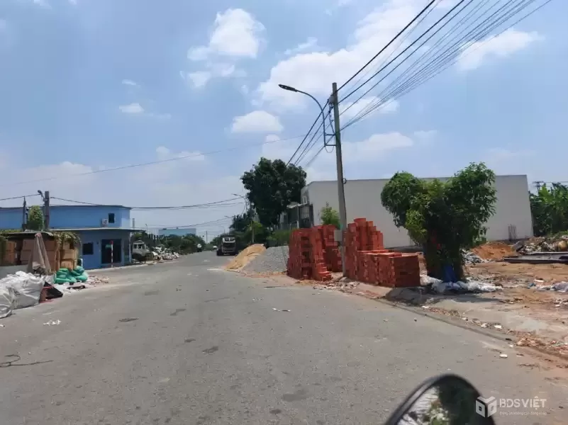 Bán nền thổ cư đường số 9, KDC Hải Sơn, Đức Hòa Hạ dt 100m2 giá 1,65 tỷ