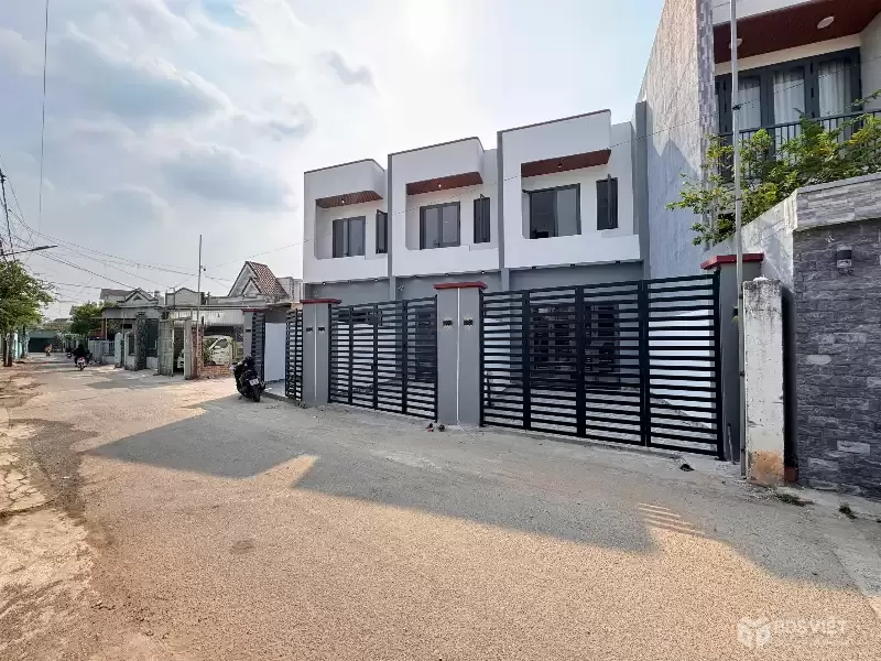 TÂN HÒA, BIÊN HÒA – CHỈ 500TR SỞ HỮU NHÀ PHỐ FULL NỘI THẤT – NGANG 4.2M – BANK HỖ TRỢ 80% – GIÁ ~3 TỶ