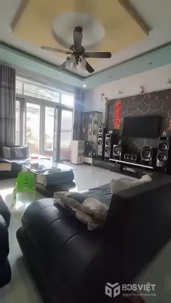 GIÁ 5.x TỶ- HUỲNH TẤN PHÁT- NHÀ MỚI 3 TẦNG- DT 9 x 14- 4 PN, 5 WC- SHR- HOÀN CÔNG- KDC HIỆN HỮU.