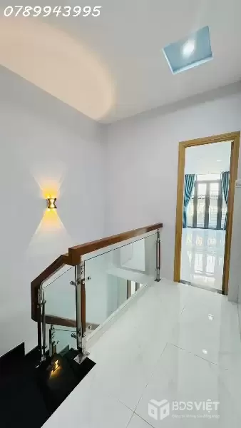 Bán nhà quận 3 Cách mạng tháng 8 gần ga metro, 33m, 2PN mới, giá nhỉnh 3 tỷ