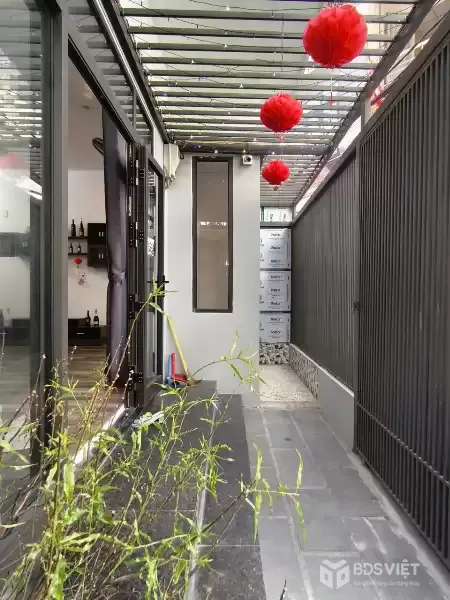 ♥ Sập Hầm K Ông Ích Khiêm gần Nguyễn Hoàng , 96m2, ngang 7.4m, Góc 3 mặt thoáng, cứng cáp ở ngay