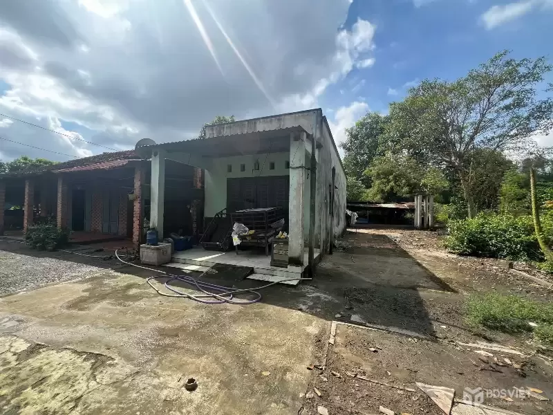 NHÀ PHÚ CHÁNH TÂN UYÊN, NGÂN HÀNG THANH LÝ GẤP ĐÁT CÓ NHÀ, DT 483M2, GIÁ 2 TY 6