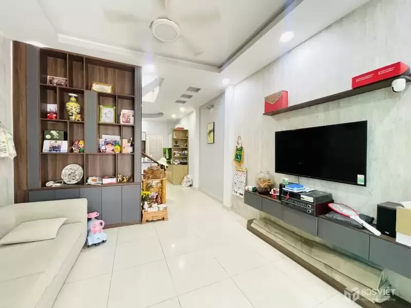 Bán nhà 2 tầng Võ Văn Hát Long Trường Thủ Đức - 52m2 - Hẻm ô tô - Giá 4.8 Tỷ