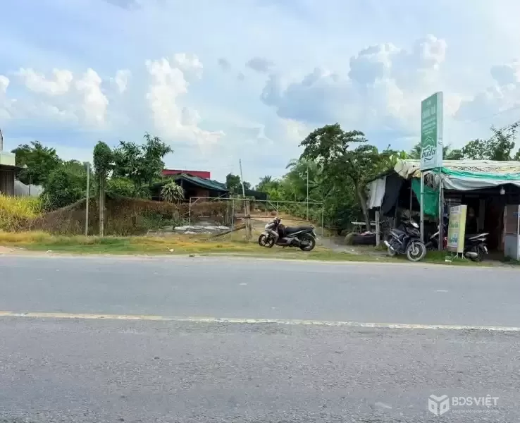 Bán đất mặt tiền đường ĐT816, Thạnh Đức, dt 672m2 full thổ giá 6,7 tỷ