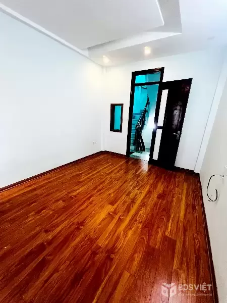 Bán Nhà Thịnh Liệt 30m2. 5 tầng. mặt tiền 3m. Giá 8.2 tỷ Hoàng Mai Hà Nội