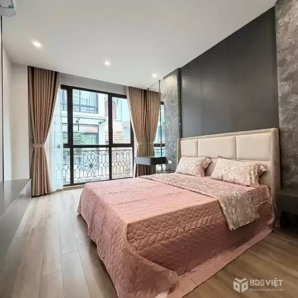 Bán Nhà Ngõ Thịnh Hào1 44m2. 4 tầng. mặt tiền 3.5m. giá 19.9 tỷ Đống Đa Hà Nội