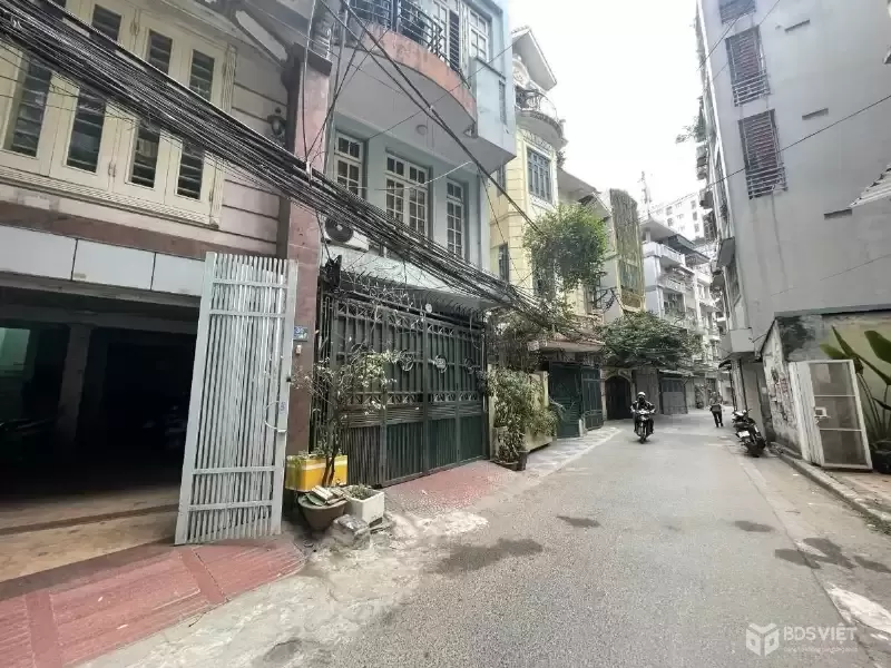 Bán Nhà Nguyễn Phúc Lai 46m2. 6 tầng. mặt tiền 5m. giá 23 Tỷ Đống Đa Hà Nội