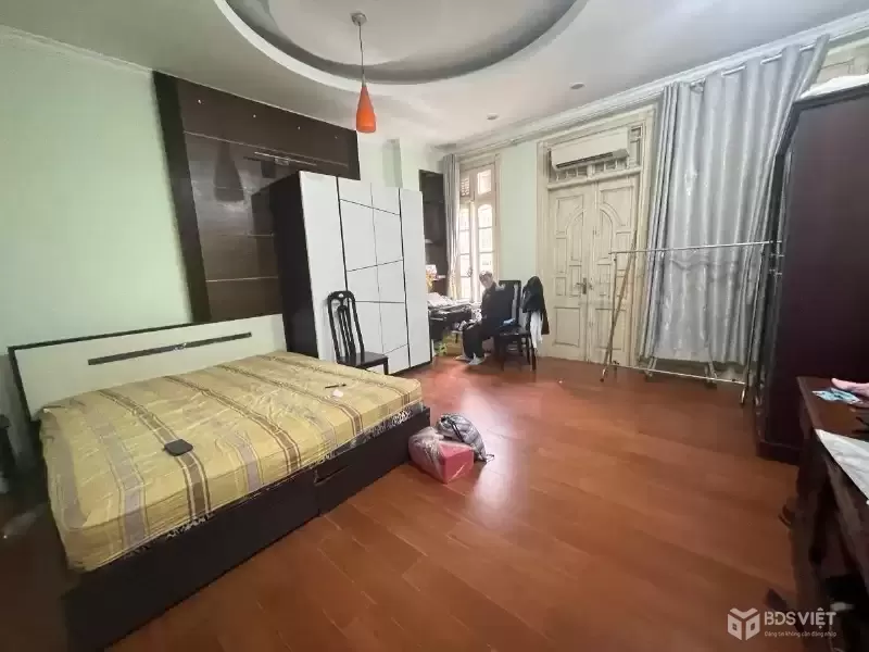 Bán Nhà Nguyễn Phúc Lai 46m2. 6 tầng. mặt tiền 5m. giá 23 Tỷ Đống Đa Hà Nội